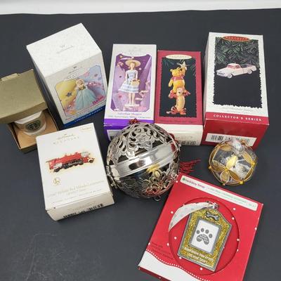 Holiday Ornaments Hallmark, Barbie, Starbuck's & More
