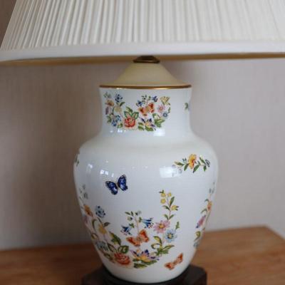 Vintage AYNSLEY Porcelain Lamp