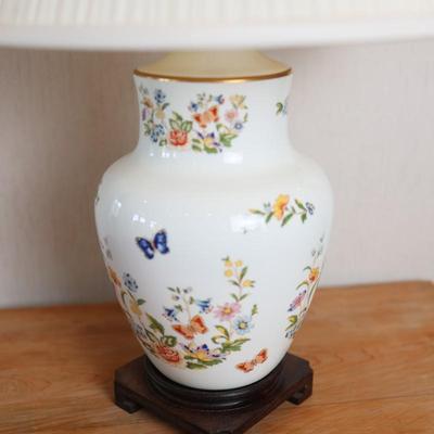 Vintage AYNSLEY Porcelain Lamp