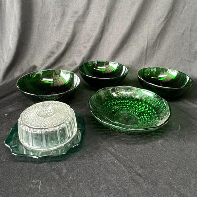 Lot 71 Green glass lot
