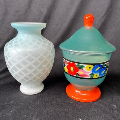 Lot 73 Art Glass Lot