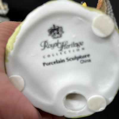 Lot 89 Bird Figures #2