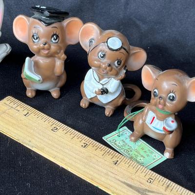 Lot 90 Josef mice