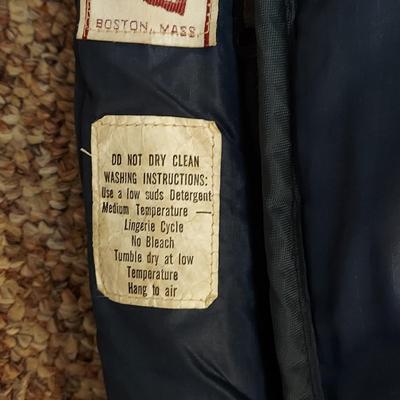 Eastern Mountain Sports Sleeping Bag (LC-BBL)