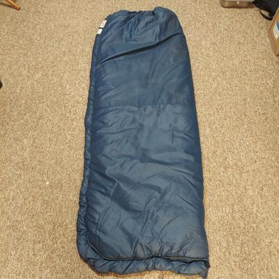 Eastern Mountain Sports Sleeping Bag (LC-BBL)