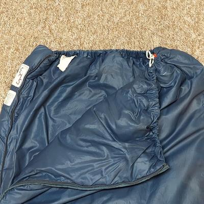 Eastern Mountain Sports Sleeping Bag (LC-BBL)