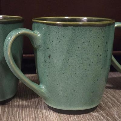 Set of Green and Dark Gray Ceramic Coffee Mugs