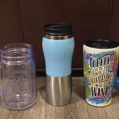 Travel Coffee Cups with Lids and Plastic Handled Jar