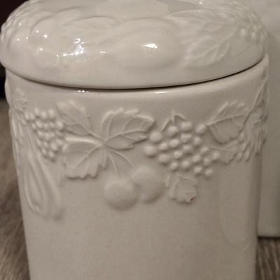 Gibson White Ceramic Cannister Set