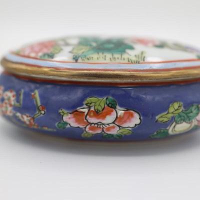 Macau Porcelain Trinket/Jewelry Dish