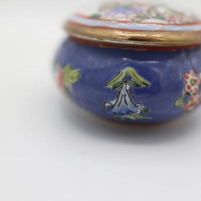 Macau Porcelain Trinket/Jewelry Dish