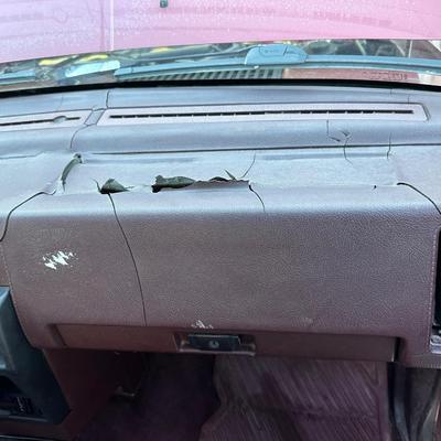 1992 4WD NISSAN PATHFINDER 228K **NO RESERVE**