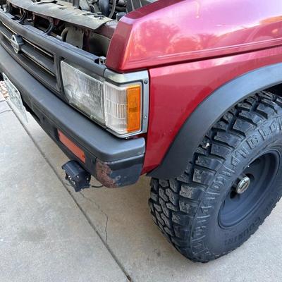 1992 4WD NISSAN PATHFINDER 228K **NO RESERVE**