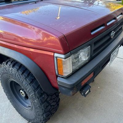 1992 4WD NISSAN PATHFINDER 228K **NO RESERVE**