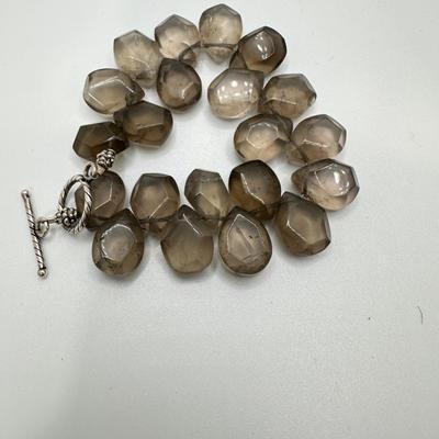 Smoky Quartz teardrop shaped stone bracelet