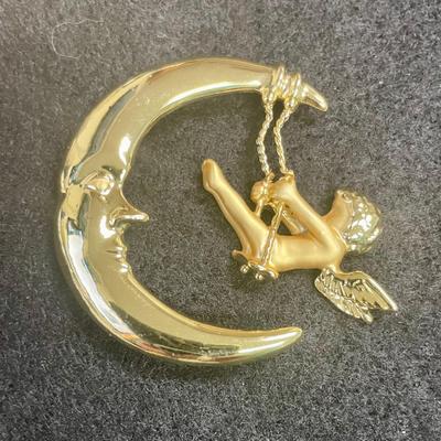 Gold-tone Man-in-the-Moon Brooch Pin