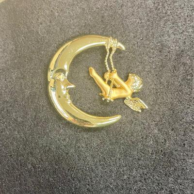 Gold-tone Man-in-the-Moon Brooch Pin