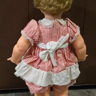 Vintage 1961 IDEAL-Kissy THE New KISSING DOLL