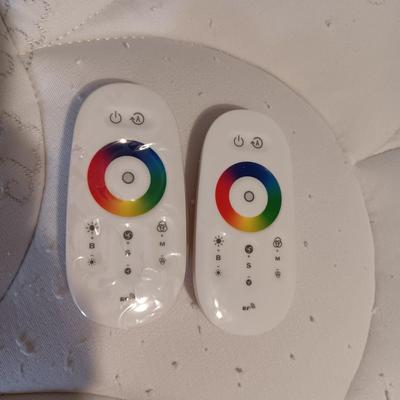2 FREE STANDING MULTI COLOR LED LIGHT W/REMOTE