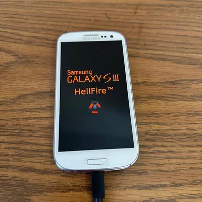 SAMSUNG GALAXY SIII & LG G6 THIN Q CELL PHONES