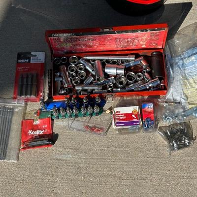 MANY SOCKETS, INTERNAL WRENCH SET AND MORE