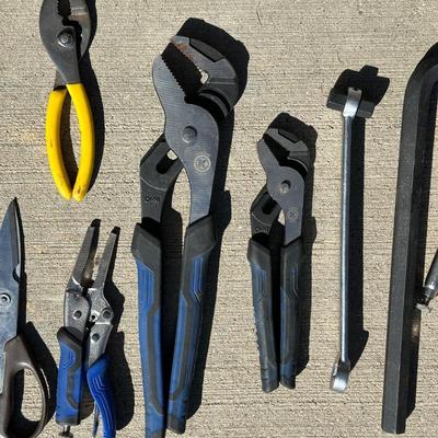 VARIETY OF HAND TOOLS (2)