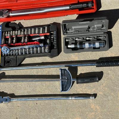 KOBALT SOCKET SET, IMPACT DRIVER, CALIBRATED TORQUE WRENCH AND MORE