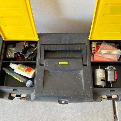 R/C CAR PARTS AND BATTERIES