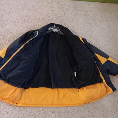 MEN'S COLUMBIA LINED COAT WITH ZIPPERED HOOD (L)