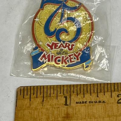 Disney 75 Years with Mickey Mouse 2004 pin. Exclusive collectible!!