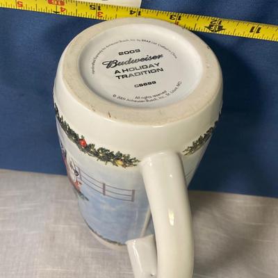 2009 Budweiser Holiday Tradition Stein