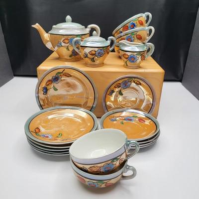 Vintage Porcelain Japan Child's Tea Set