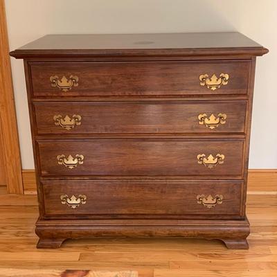 Four Drawer Chest of Drawers (2B-HS)