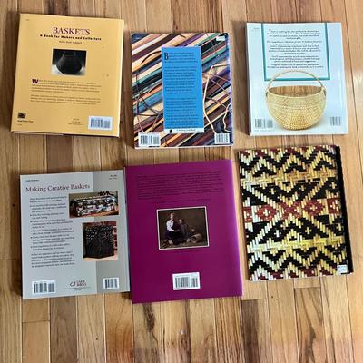 Handmade Baskets & Basket Books (2B-MK)