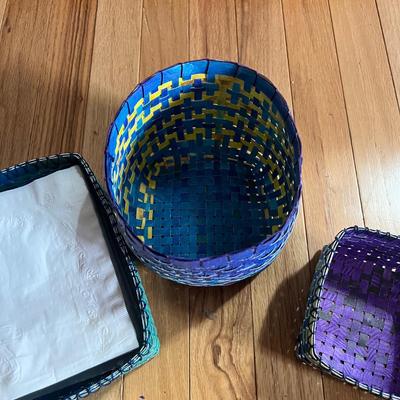Handmade Baskets & Basket Books (2B-MK)