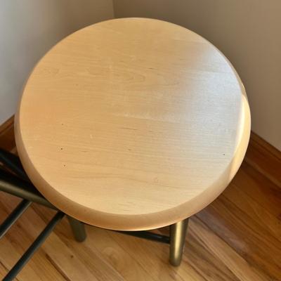 Two Wooden Stools (2B-MK)
