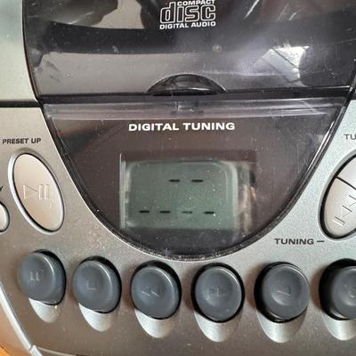 Sanyo M-V40K Boombox, Audiovox CD Player, & Sony Radio (2B-MK)