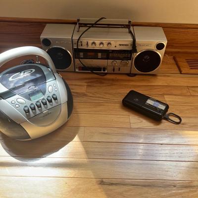 Sanyo M-V40K Boombox, Audiovox CD Player, & Sony Radio (2B-MK)