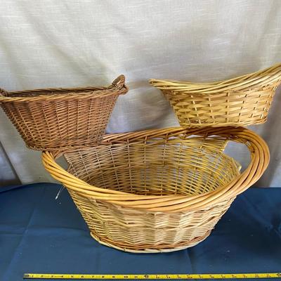 Basket Lot