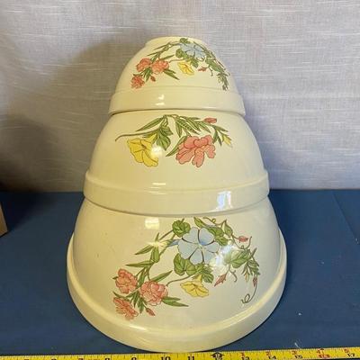 Treasure Craft Pottery Bowls