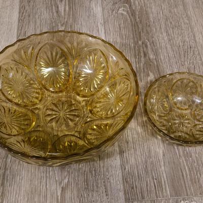 Vintage Brownish Yellow Glass Bowls and Pitcure