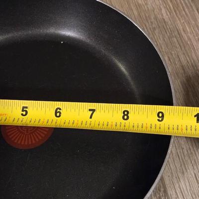 T Fal Non Stick Skillets and Pot