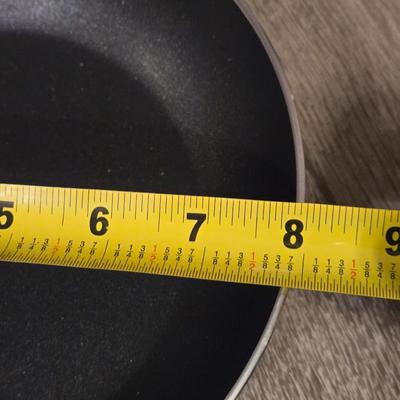 T Fal Non Stick Skillets and Pot