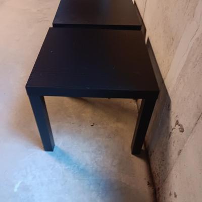 2 SIMPLE SIDE TABLES