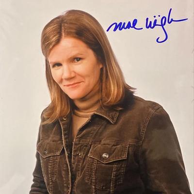 Mare Winningham signed photo