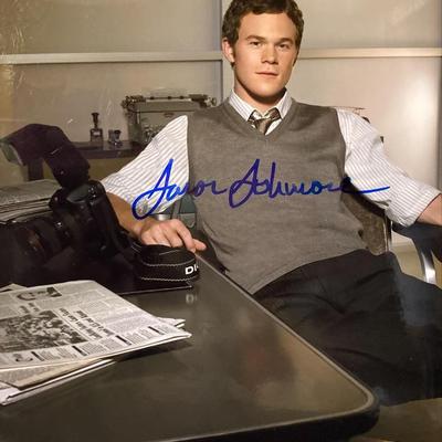 Aaron Ashmore signed photo