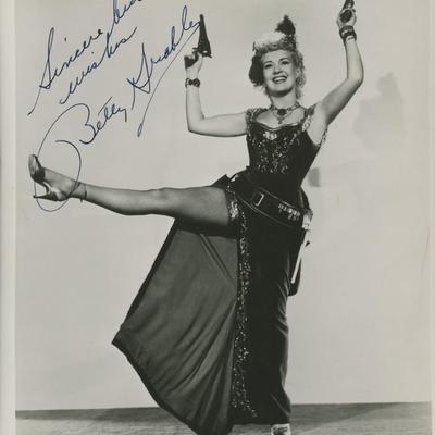 Betty Grable signed movie photo. GFA Authenticated