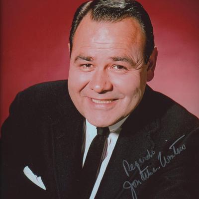 Jonathan Winters signed photo