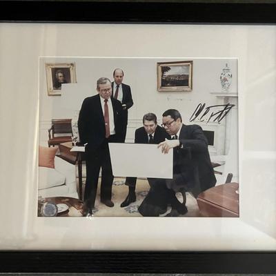 Ronald Reagan/ Colin Powell signed photo. GFA authenticated