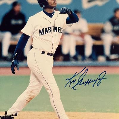 Ken Griffey Jr. signed photo
